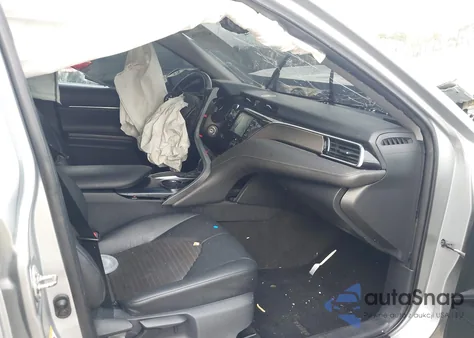 2018 Toyota Camry Se z USA, uszkodzony, nr VIN 4T1B11HK9JU029861